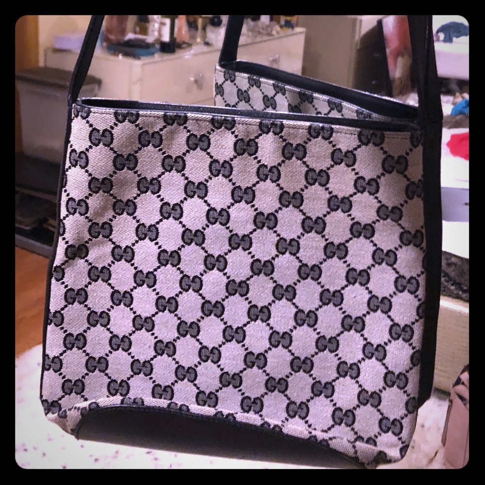 Gucci cross body 1998